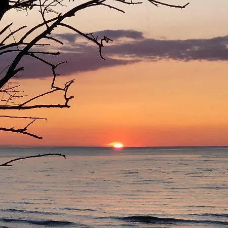 Amber Bed and Breakfast 3*